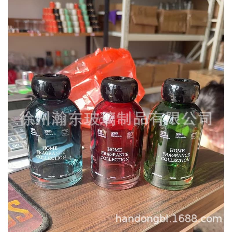 Glass Bottle Flameless Aromatherapy Bottle Car Aromatherapy Bottle Supports Custom Color Gradient Logo Foreign Trade Small Batch Customization