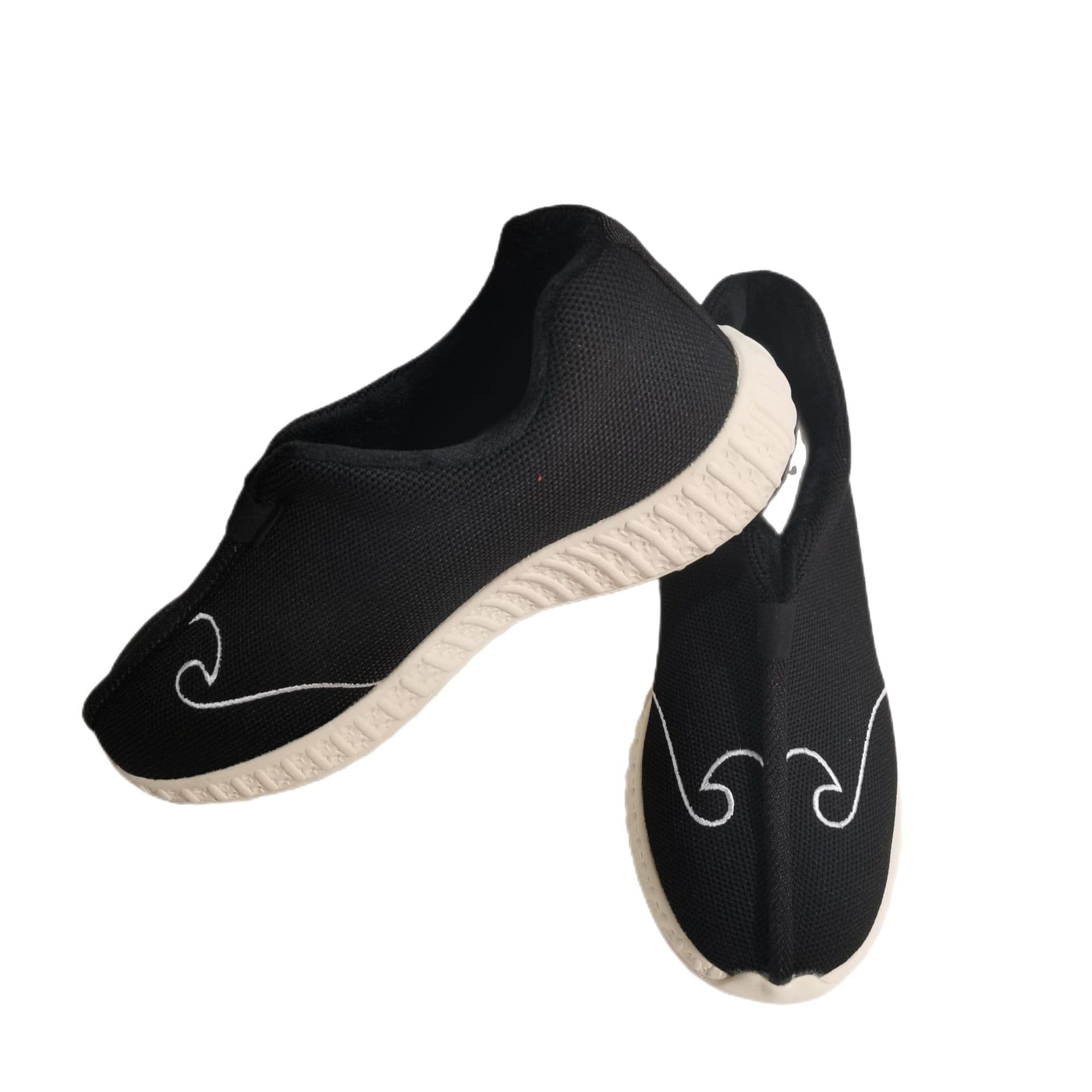 Taoist cloth shoes, Ten Directions shoes, Taoist Master Cloud Hook shoes, breathable and non-slip cloud shoes, lightweight for outdoor use, flying woven mesh shoes