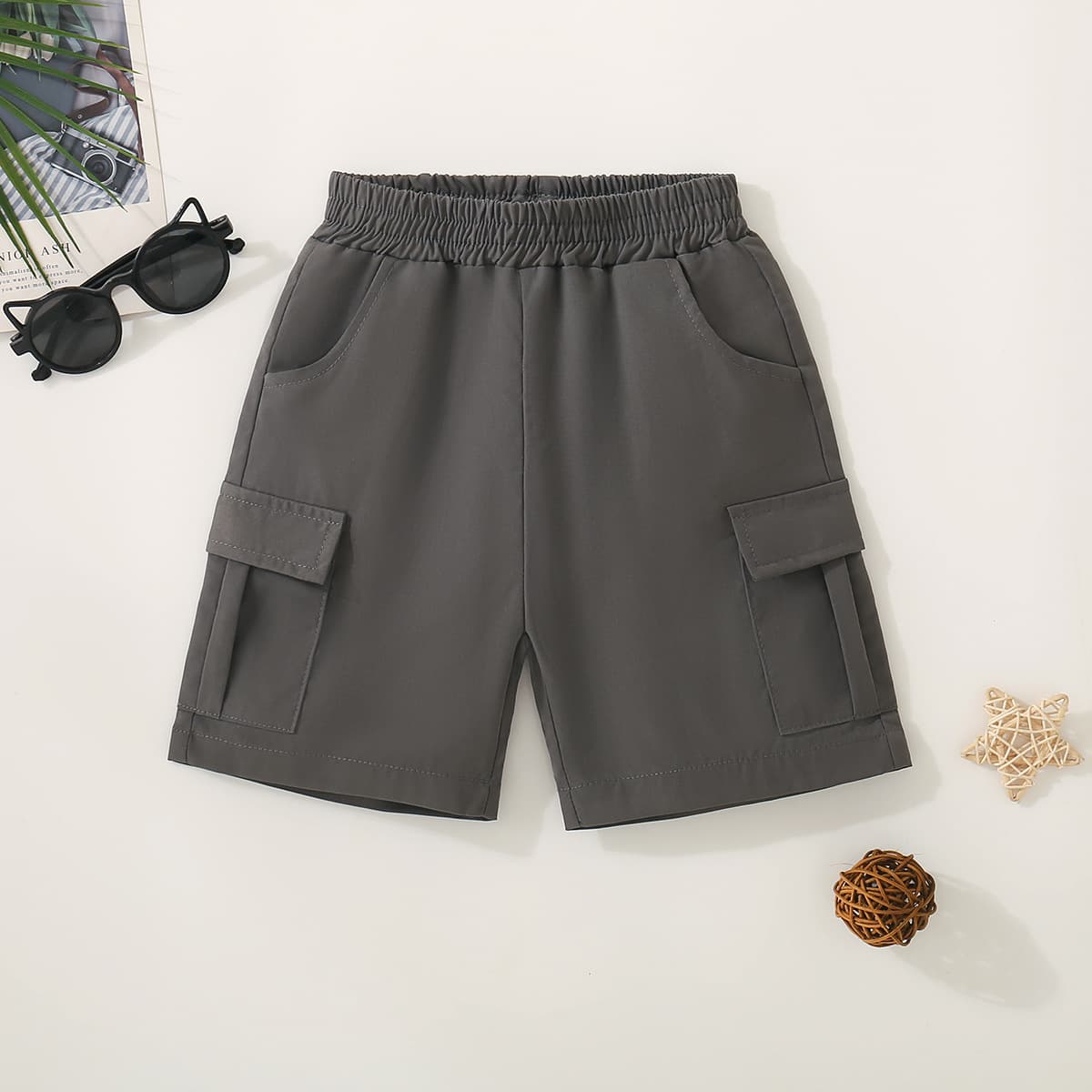 2026 new summer style boys' elastic waist overalls shorts, primary and secondary children's college casual versatile overalls shorts