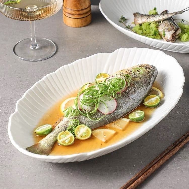 2025 New Light Luxury Trendy Oval Deep Ceramic Fish Plate for Home Use, Creative Design, Factory Direct Export