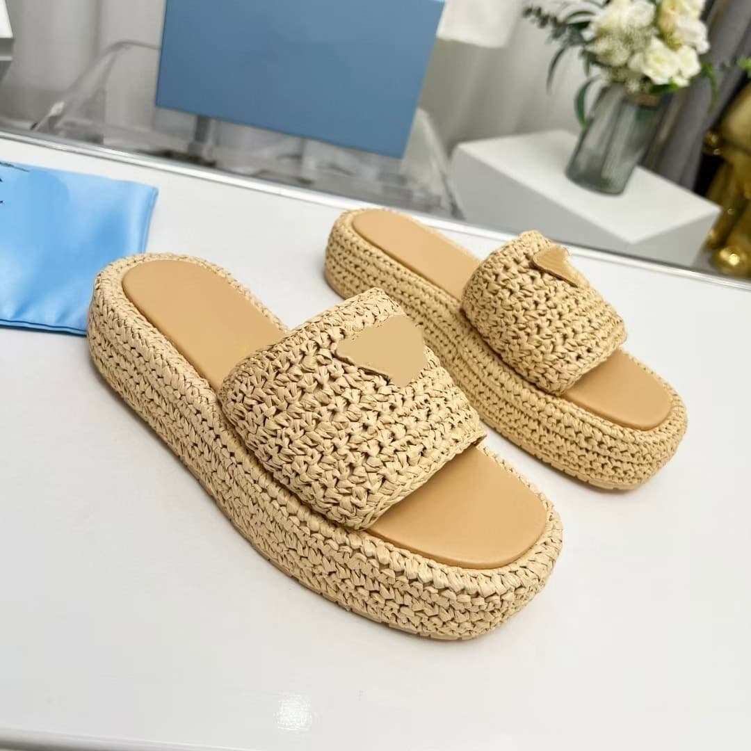 Woven P thick-soled slippers for women's outer wear 26 spring new European and American holiday style flip-flops casual flat sandals