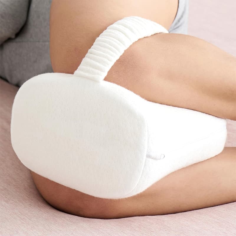Side Sleeping Knee Pillow with Soft Memory Foam for Spine Alignment, Used for Hip and Back Support, with a Strap for Mobility