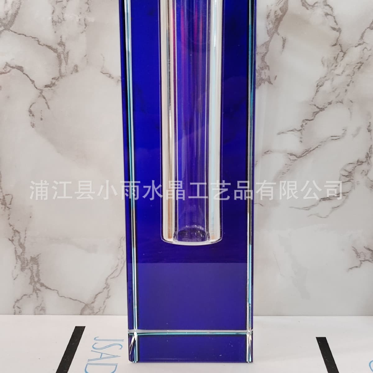 Simple modern light luxury blue laminated crystal flower ornaments sales office model room coffee table dining table vase