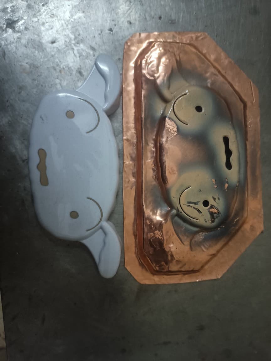 Undertake various fuel injection molds, paint molds, automobile fuel injection copper molds, pneumatic molds, hand molds, cover molds