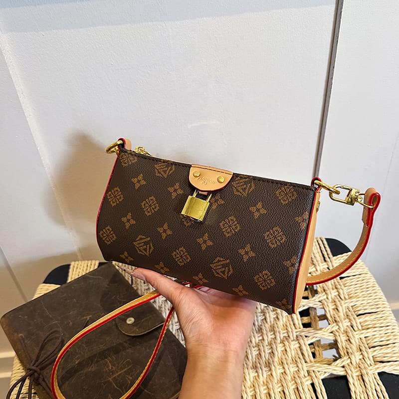 2026 New Women's Premium Cylindrical Bag, Elegant Versatile Shoulder Bag, Retro Printed Crossbody Bag