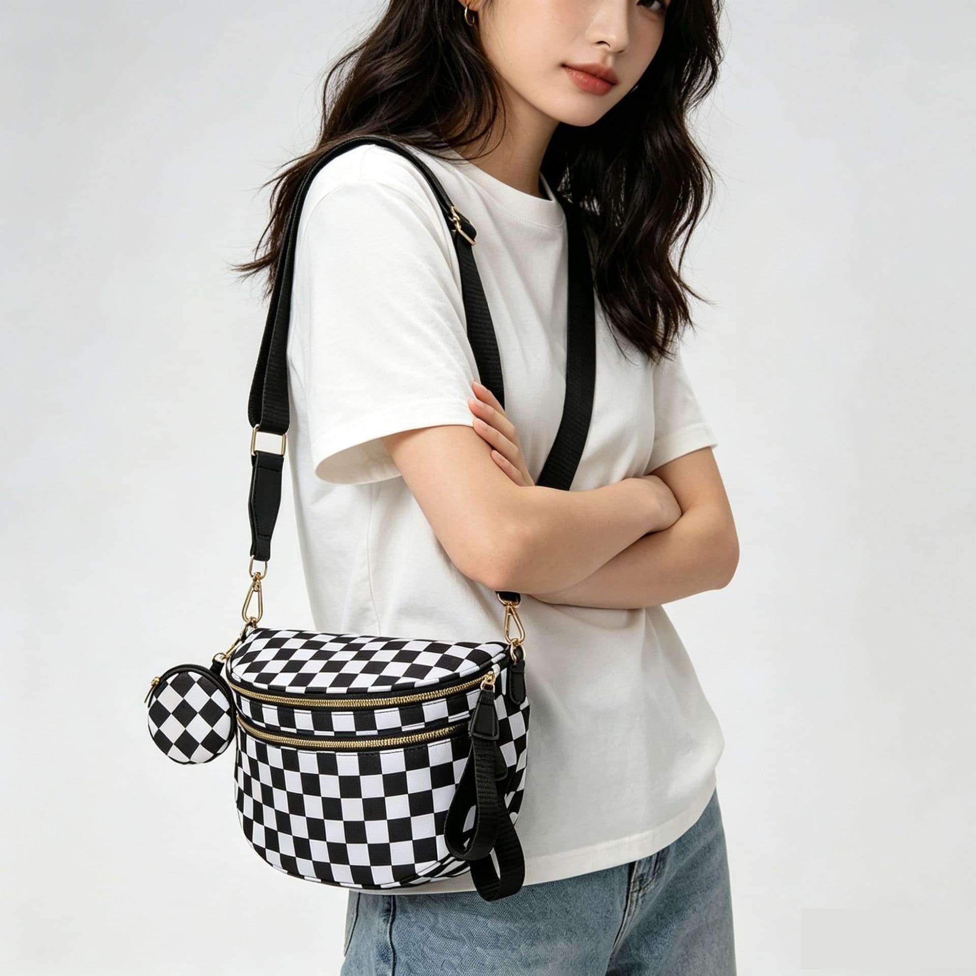 New Waterproof Single Shoulder Bag Fashionable Versatile Shell Bag Outdoor with Earphone Bag Shoulder Crossbody Bag