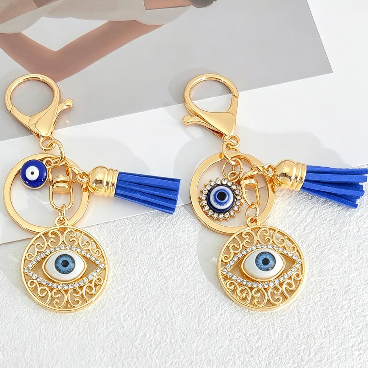Amazon cross-border popular devil's eye keychain pendant car backpack blue eyes rhinestone key pendant