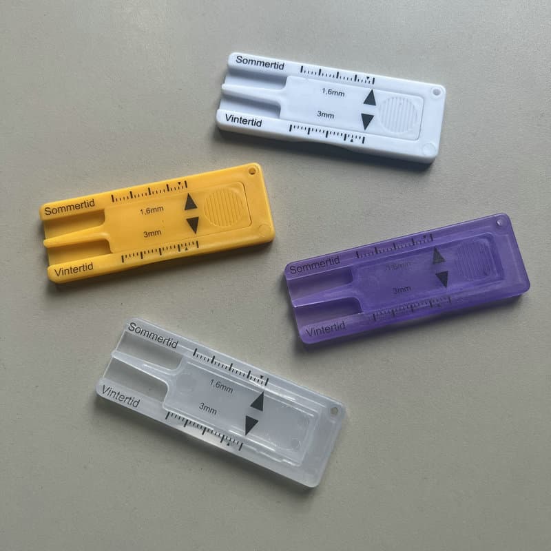Hot-selling in European market tire tread depth gauge, car tire tread depth measuring ruler