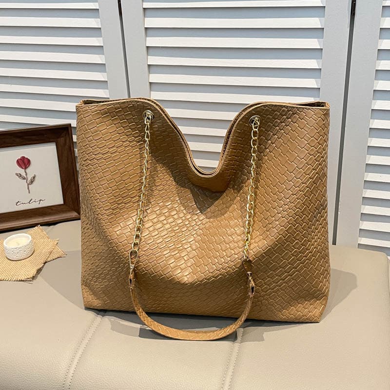 Summer Korean Style Casual Commuter Large Capacity Bag for Women 2026 New Woven Tote Bag Versatile Shoulder Bag