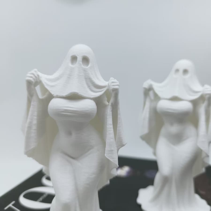 White Ghost Bride Statue - Plastic Bride Statue Figurine, White Dress Ghost Witch Decoration