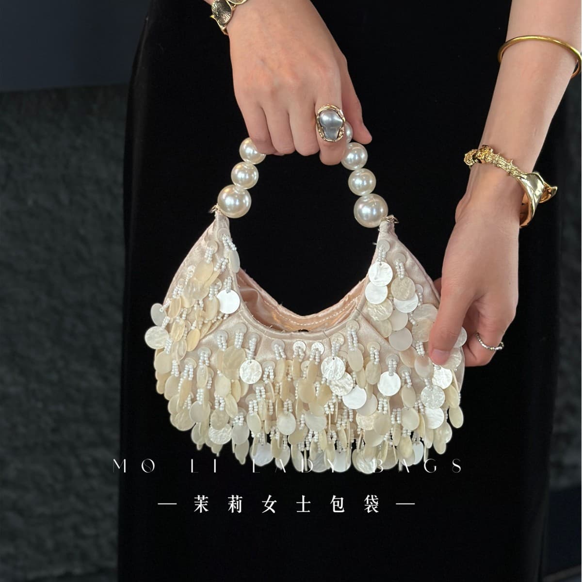 Niche Design Elegant Versatile Handmade Beaded Shell Bag Handbag Tote Bag Tassel Bag Evening Bag