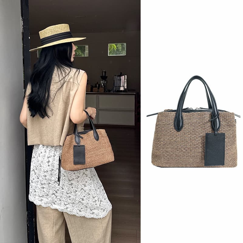 2026 Summer Raffia Woven Handbag with Leather Trim, Crossbody Vacation Style, Large Capacity Straw Bag Factory Wholesale