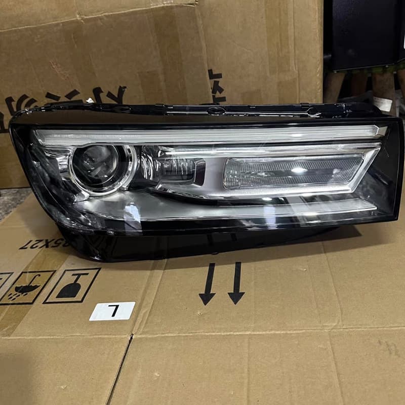Compatible with 2018 2019 2020 Audi Q5 Headlight Xenon LED Headlamp Lighting OEM Parts