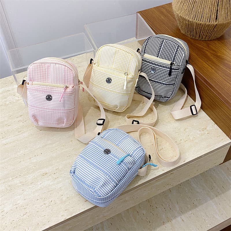New Plaid Small Bag for Girls, Children's Crossbody Bag, Versatile Plaid Shoulder Bag, Student Travel Outing Phone Bag