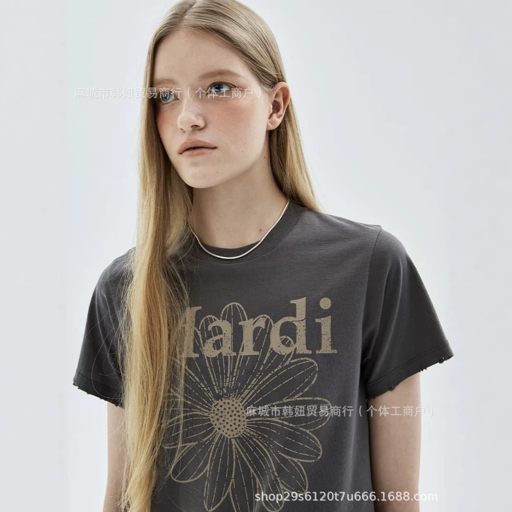 Korean Mardi distressed daisy letter short-sleeve T-shirt, Korean-style vibe, new versatile casual