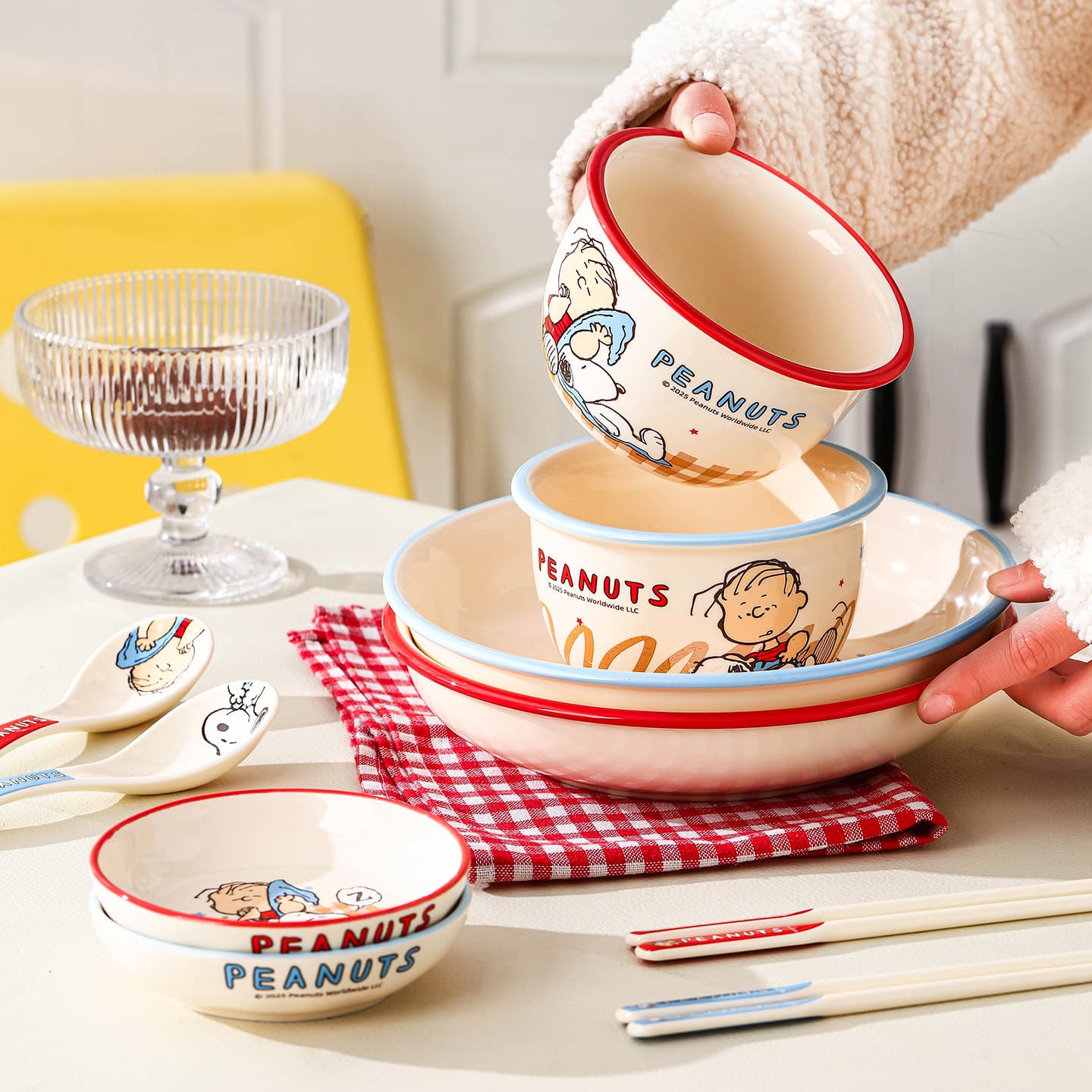 Authentic Snoopy and Peppa Pig Series Cartoon Couple Household Rice Bowls, High-Quality Ceramic Bowls, Soup Bowls, New Product Batch