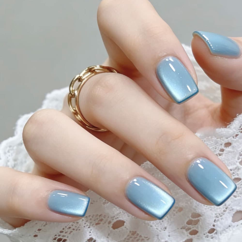 Sea Salt Ice Blue Cat Eye Press-On Nails Short Square Solid Color Manicure Water Light Translucent Minimalist Detachable False Nails Finished