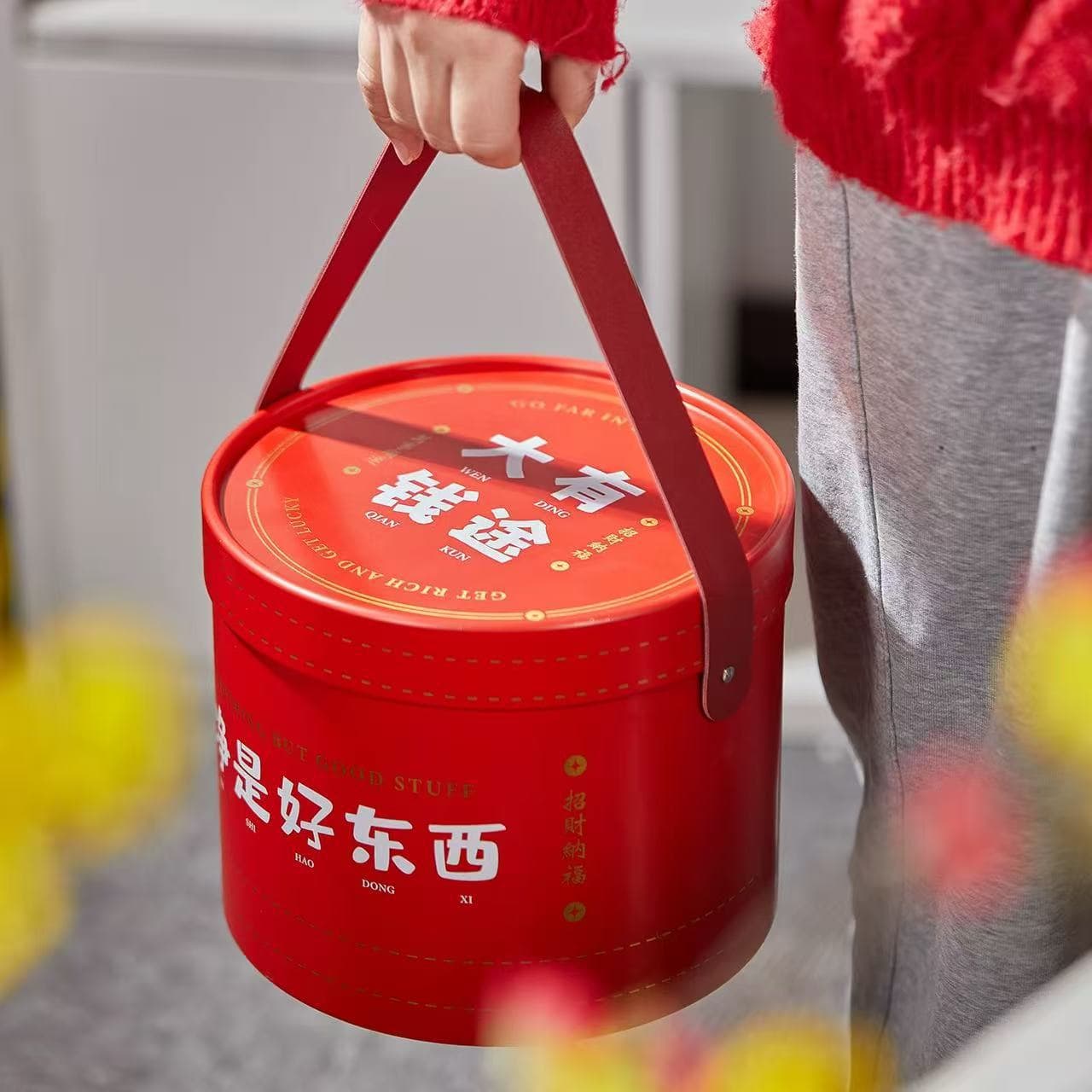 2025 New Year gift box packaging Year of the Horse Spring Festival portable New Year snacks hug bucket New Year gifts gift empty box