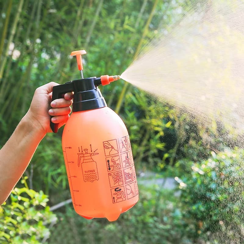 2L Handheld Pressure Spray Bottle, Fine Mist Garden Sprayer, Plant Watering Can, High-Pressure Watering Bottle