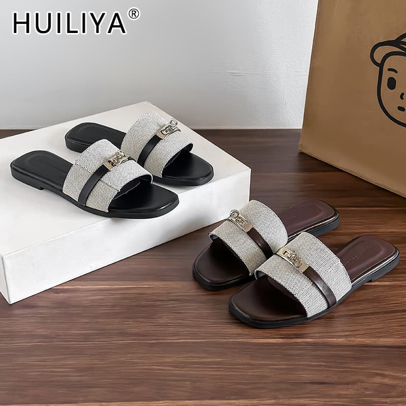 Hui Liya 666-29 Metal Buckle Flat Slippers for Women 2025 New Fashion One-Strap Casual Outdoor Sandals