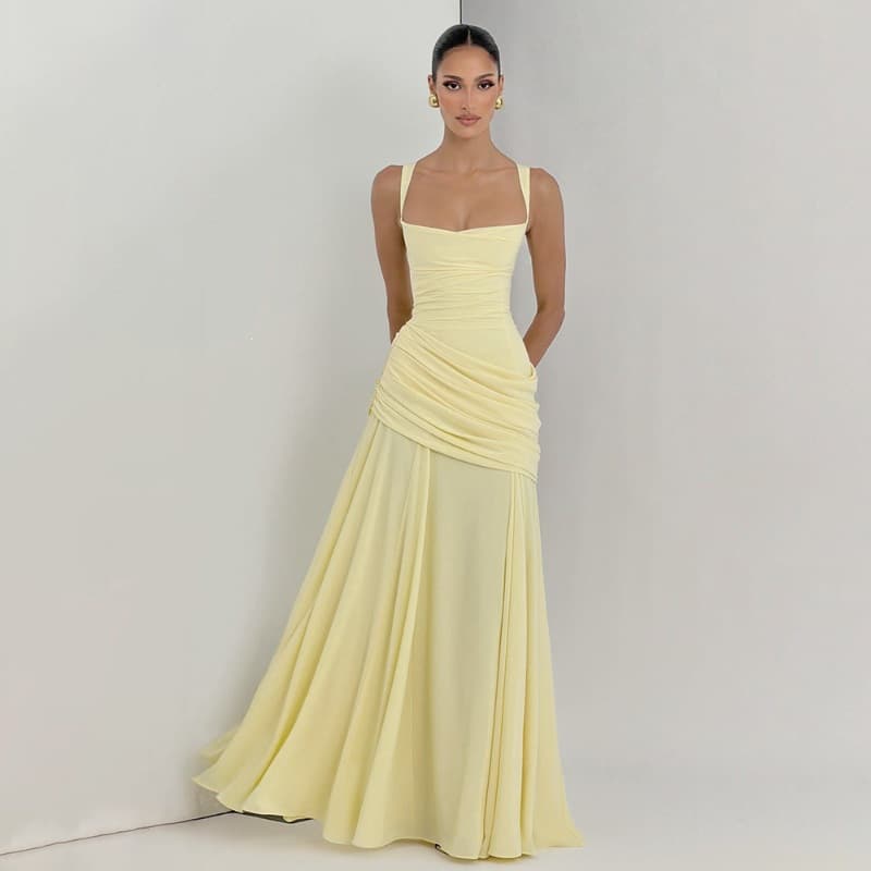 2026 New European and American Evening Dress Women's Elegant Solid Color Low-Cut Long Dress Pleated Halter Waist Backless Slip Dress
