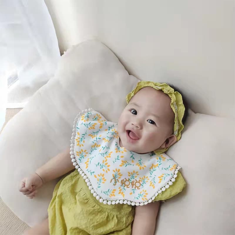 ins Korean version of the new 360 rotatable baby bib cotton baby saliva towel waterproof baby products ins style