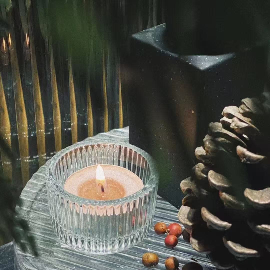 Amazon Best-Selling Candle Vertical Striped Glass Candle Aromatherapy Cup Candle Holder Jar Glass Aromatherapy Candle Holder Wholesale