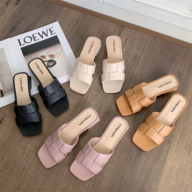 Heli Shark Women's Summer Slippers Casual New Solid Chunky Heel Sandals Fashion Beach Flat Sandals