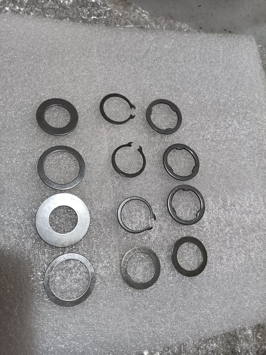 Motorcycle Parts CG125 150 200 250 ZS175 Main and Countershaft Assembly Complete Set with Circlips, Gaskets, and Washers