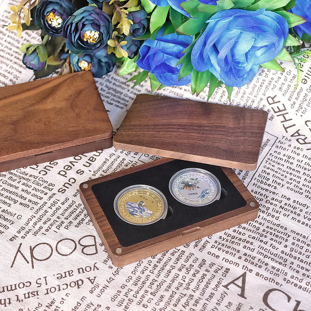 Four-Magnet Small Business Card Box Dual-Coin Wooden Box Coin Badge Pin Gold Coin Copper Coin Yuan Datou Collection Gift Box Antique