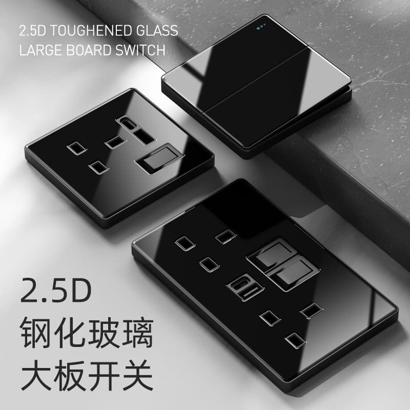 Hong Kong and Macau Version 13A British Socket with USB Fast Charging Type-C, British Standard Square Pin Three-Pin Black Glass Panel