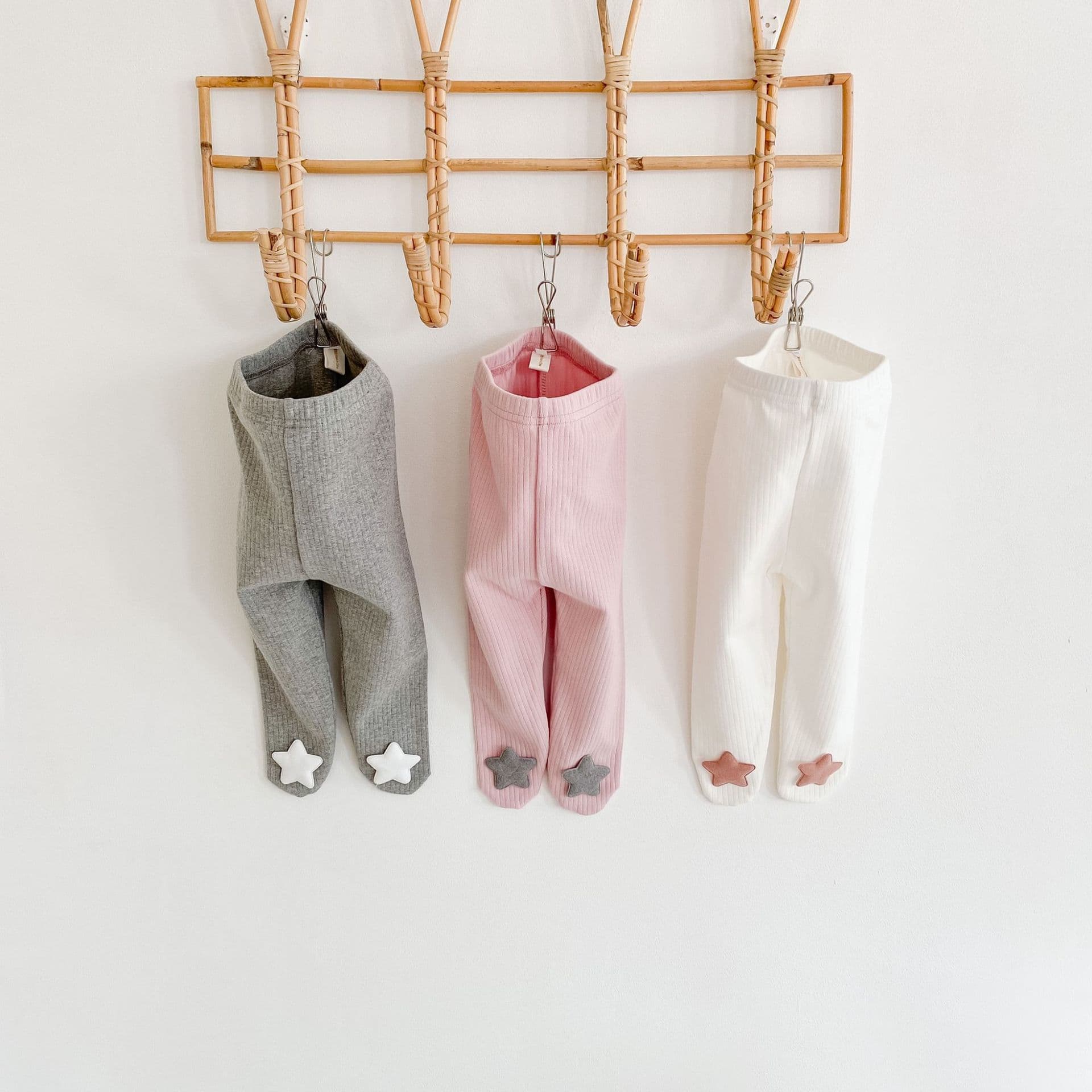 Male and female baby spring and autumn clothing baby baby cute three-dimensional star leggings cotton versatile pp pantyhose