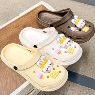 Cartoon Sleeping Rabbit Low Heel Crocs Women Summer Fashion Lightweight Outdoor Wear Nurse Breathable Closed Toe Half Slippers Men