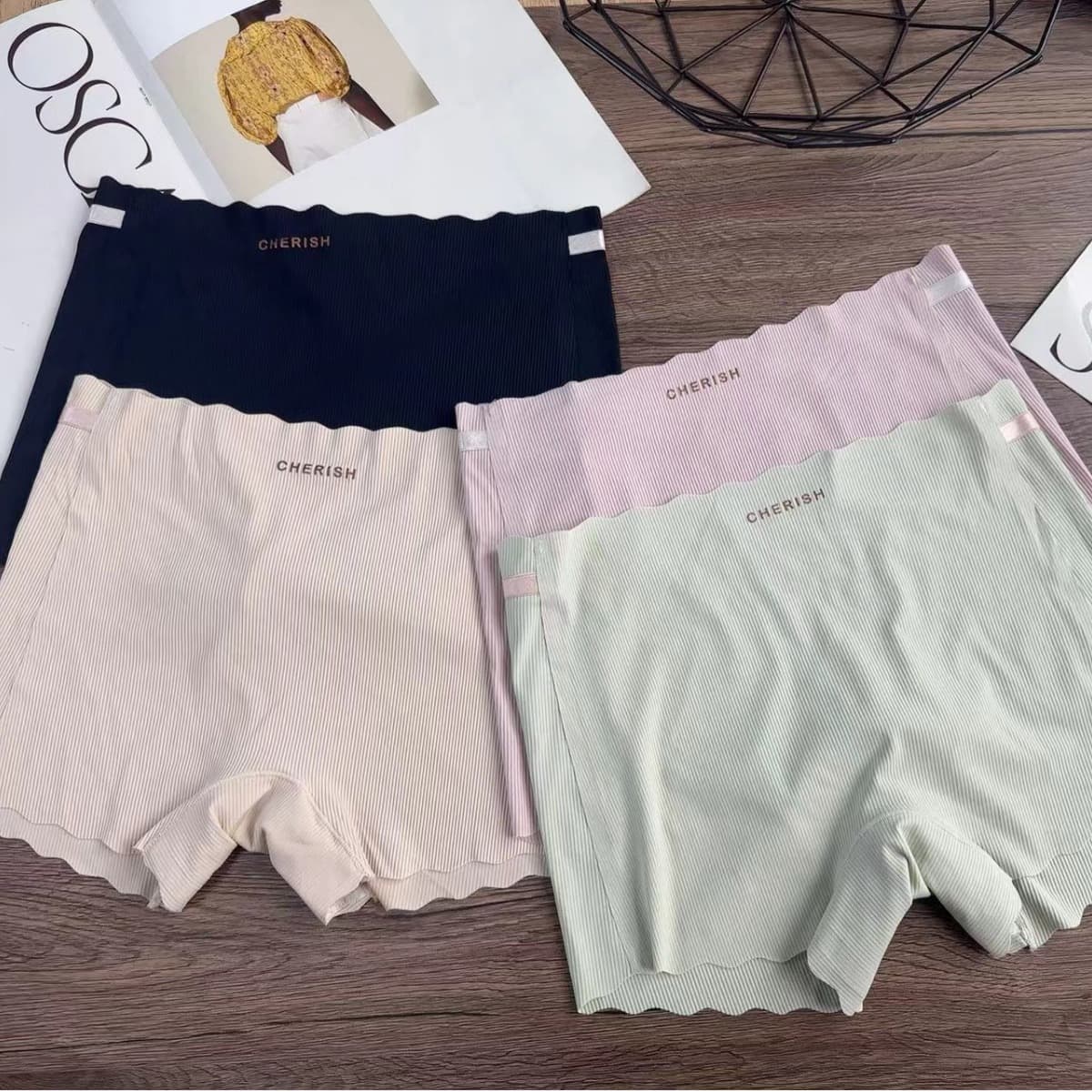 8802# Seamless Ice Silk Boxer Leggings 2 in 1 Naked Ice Silk Thin Ladies Underwear Wholesale