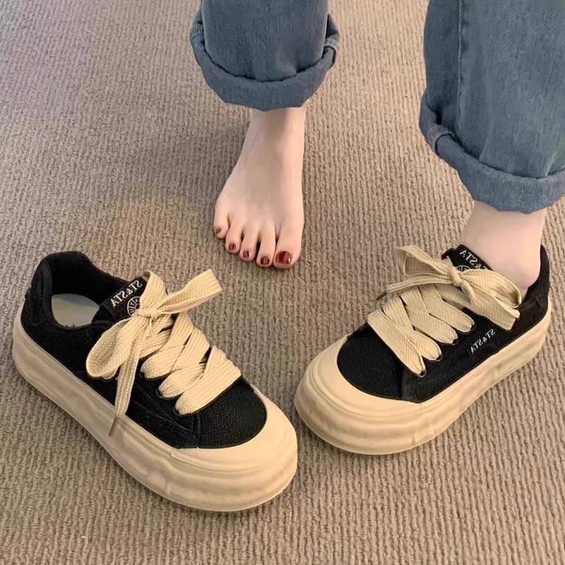 Thick-Soled Moral Training Shoes for Women 2025 Spring & Fall New Style Dissolved Small Black Shoes Low-Cut Anti-Skid Shoes Casual Versatile Sports Shoes