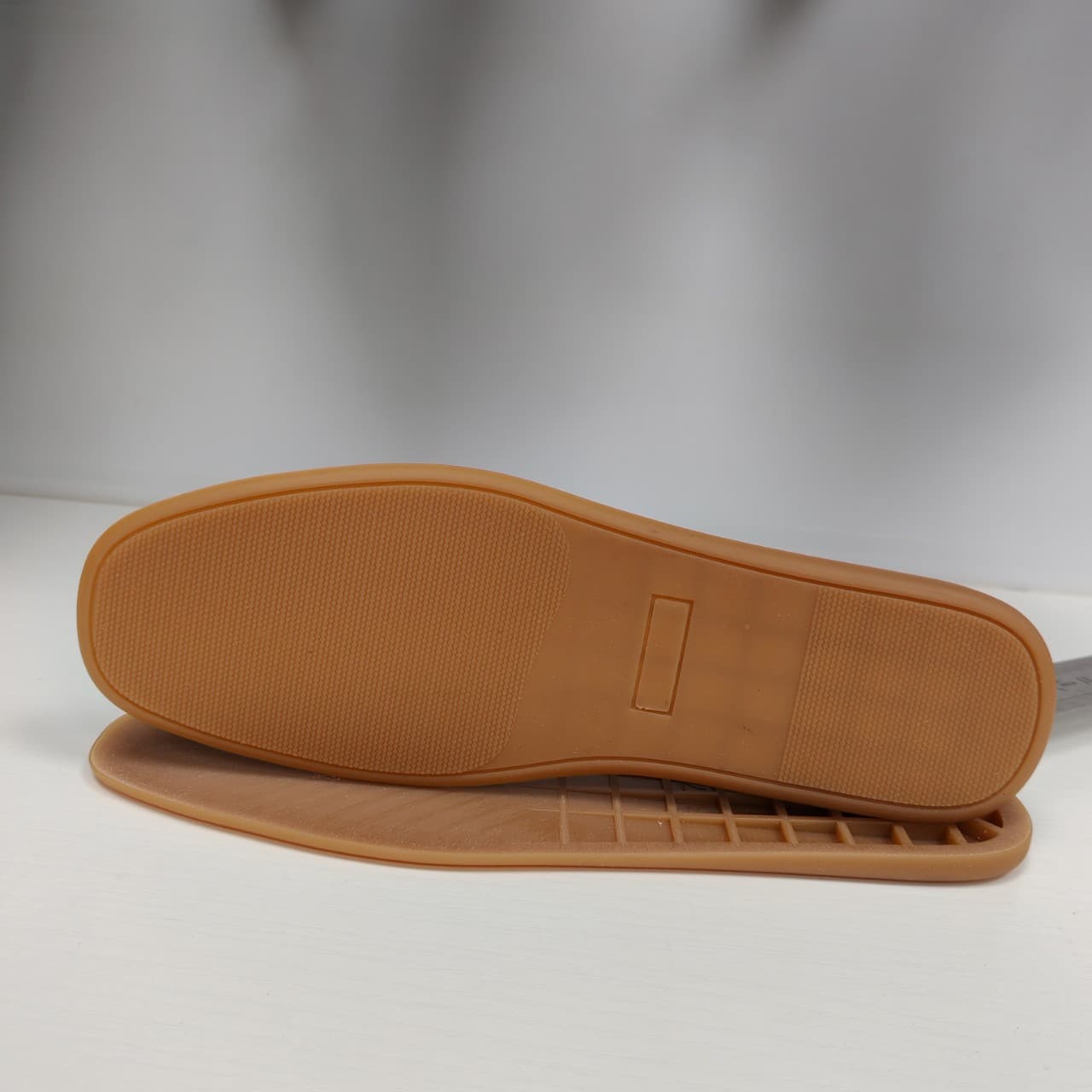 2025 Loafers with thin soles, square toes, and rubber outsoles for casual wear; non-slip and wear-resistant rubber sole.