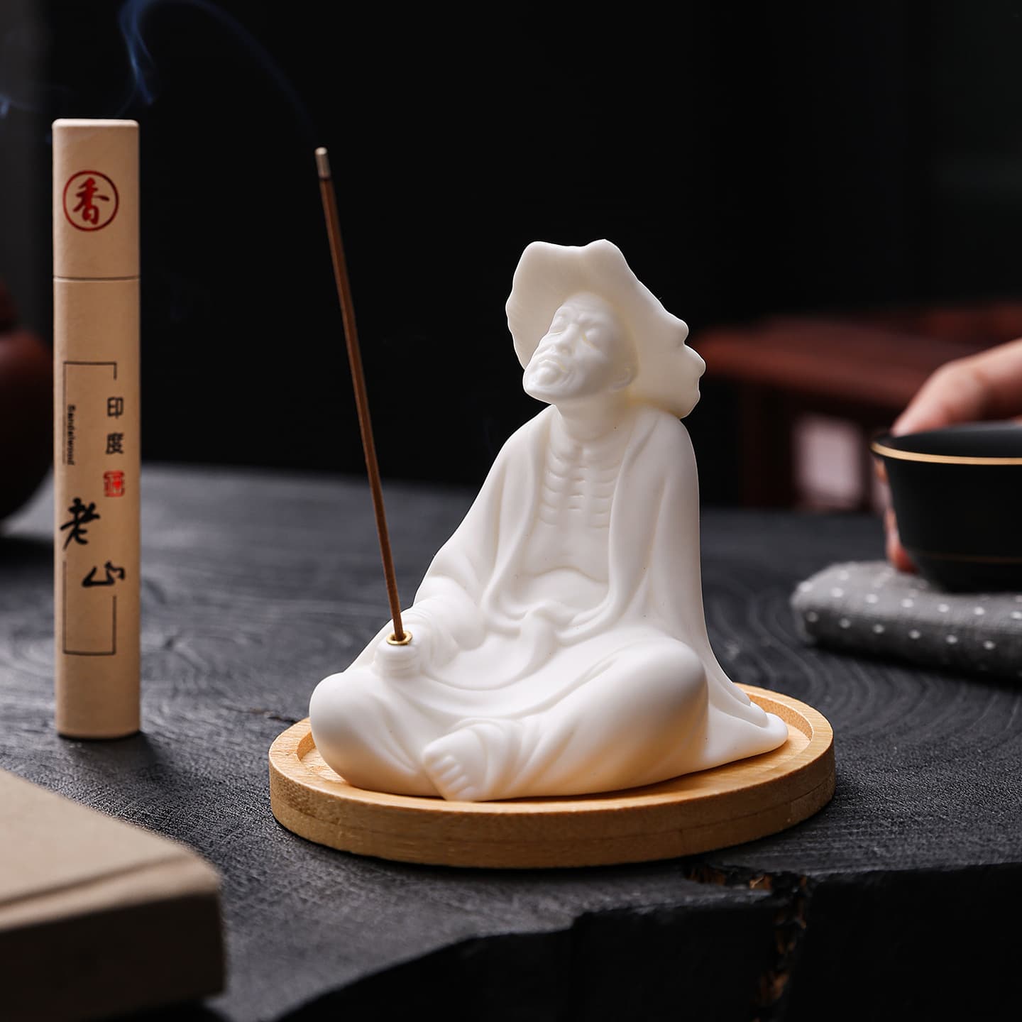 Ceramic Vintage Creative Incense Stick Burner Sandalwood Holder Zen Indoor Incense Burner Backflow Incense Burner Decoration