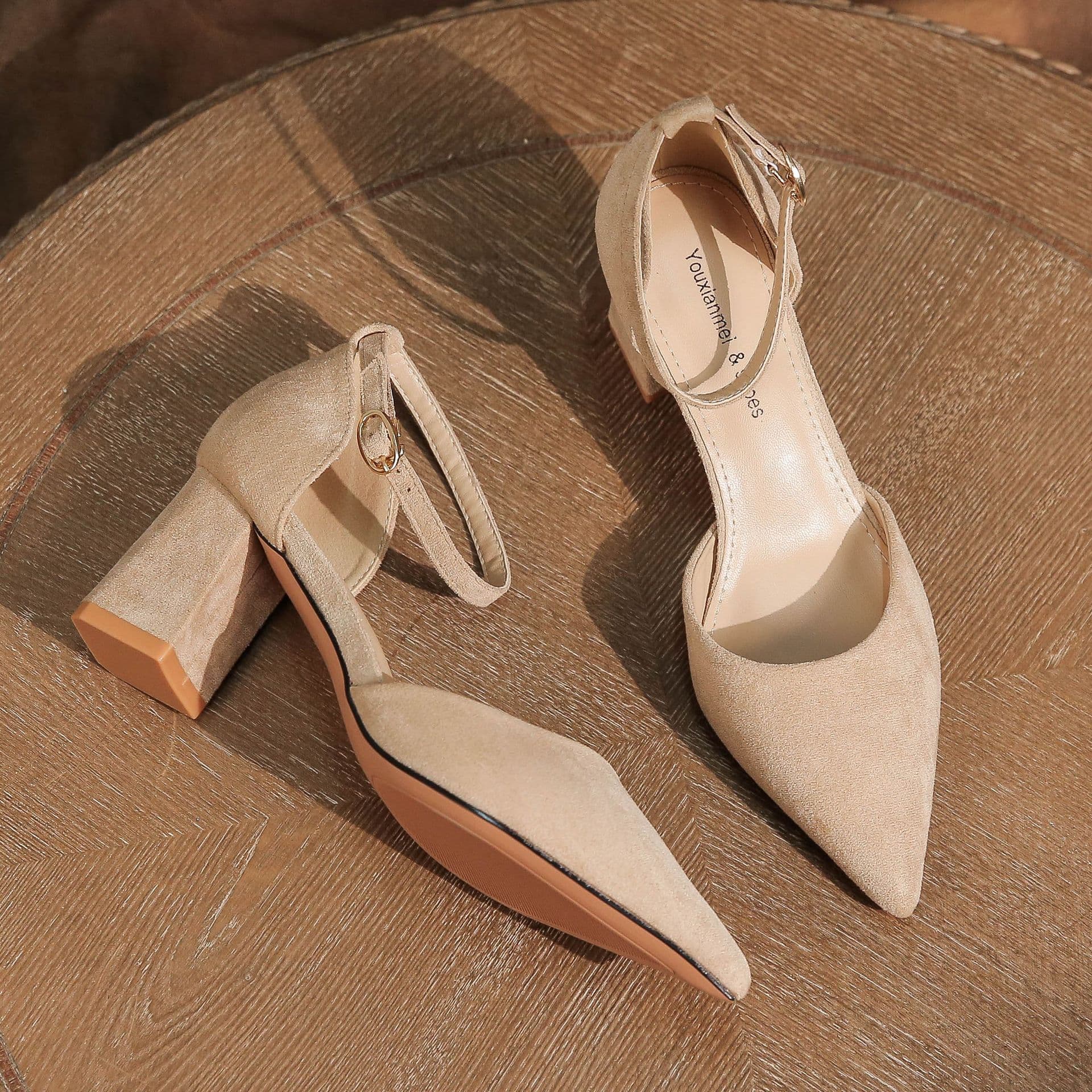 6666A Suede Chunky Heel One-Strap Buckle Work Shoes Commuter Comfortable Versatile Elegant High Heels Vintage French Style