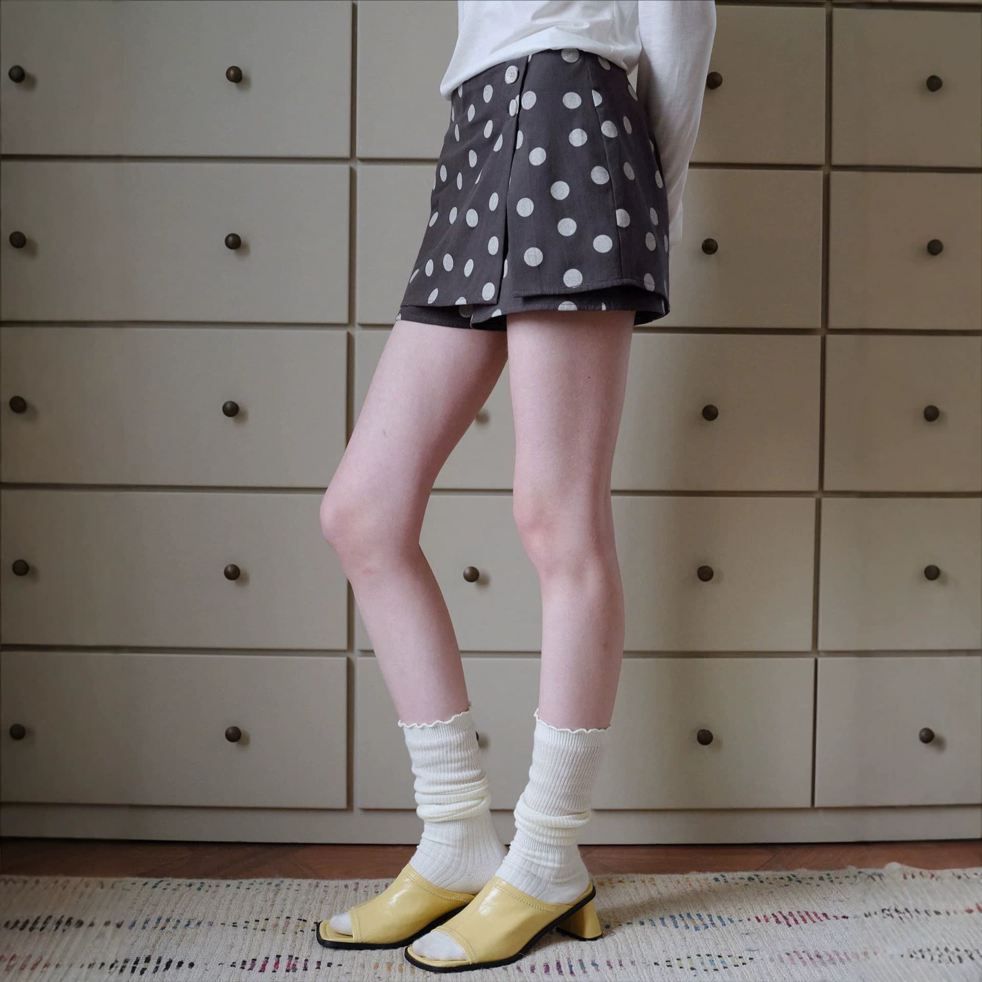 Amwei 26ss "Polka Dot Dream" Casual Lazy Polka Dot Print Slim Short Skirt Pants