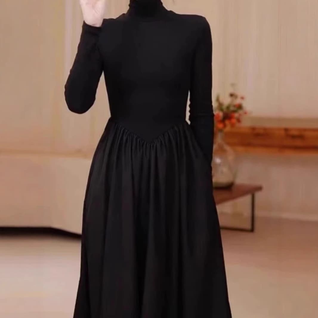 1098 Wholesale French Sexy Elegant Black Dress Women's 2024 Winter New High Neck Slimming Mid-Length