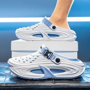 Crocs Slippers for Men, 2026 New Trendy Sandals, Beach Outdoor Anti-Slip Couple Closed-Toe Slippers