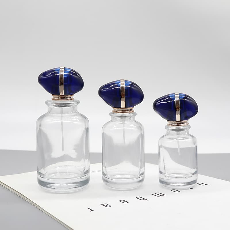 Cylindrical Glass Perfume Bottle Refillable 50ml Crystal White Material Spray Bottle Snap-On Cap Cosmetic Empty Bottle for Women