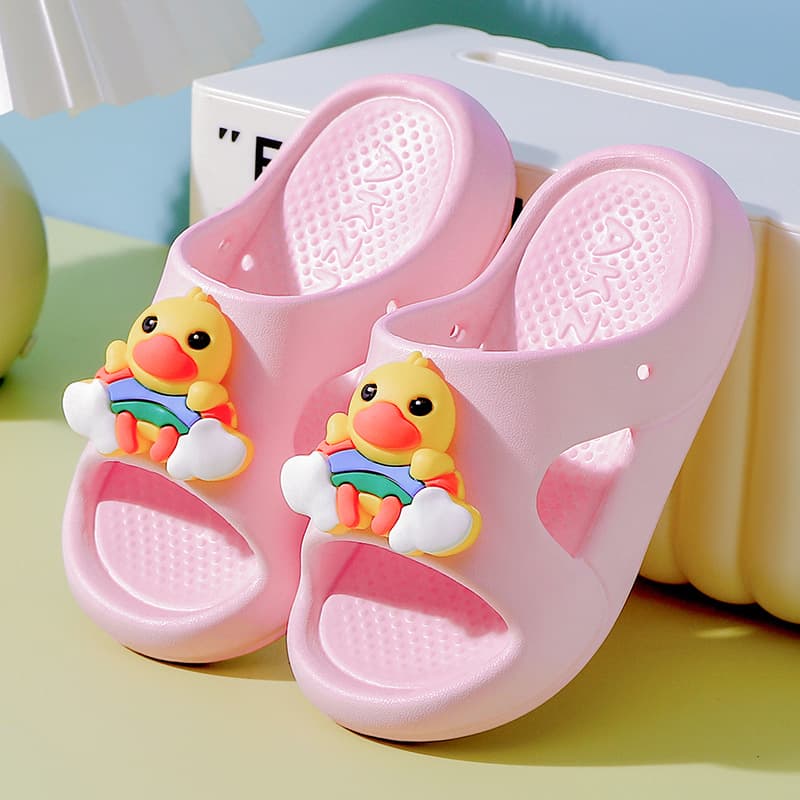 Summer Children's Lightweight Comfortable Non-Slip Clog Shoes, EVA Versatile Design, Kids Cool Slippers Indoor Bathroom Outdoor