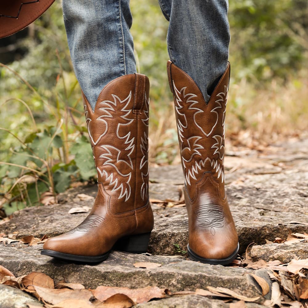 Aofu Shoes 6080 Embroidered High-Heeled Men's Wooden Boots, European and American Western Cowboy Boots, OPP Zipper Bag Packaging