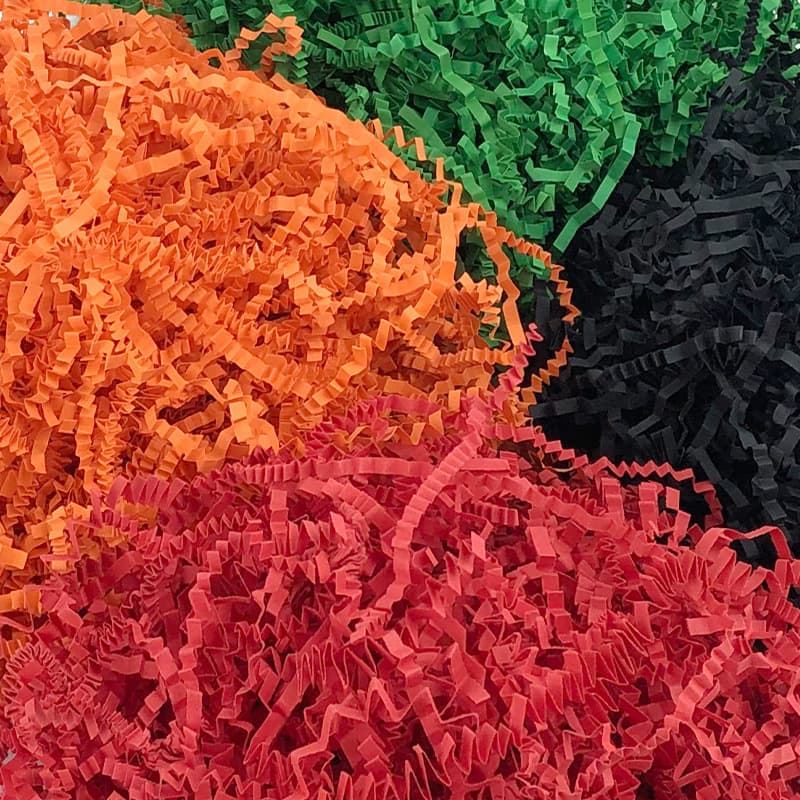 Wrinkled raffia shredded paper, wholesale by the kilogram, for gift boxes, candy boxes, packaging, and filling; wavy paper shreds.