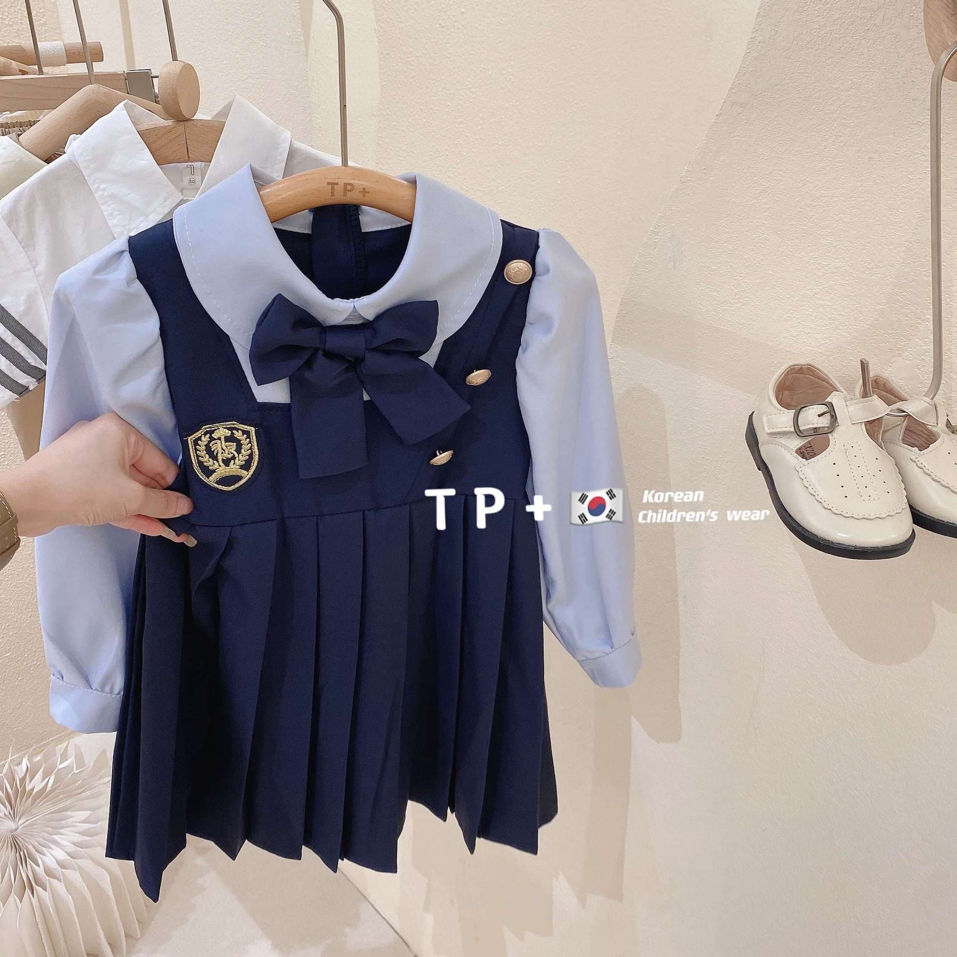 Sweet little girl's college style dress autumn children's new shirt skirt fake two-piece baby princess dress trendy