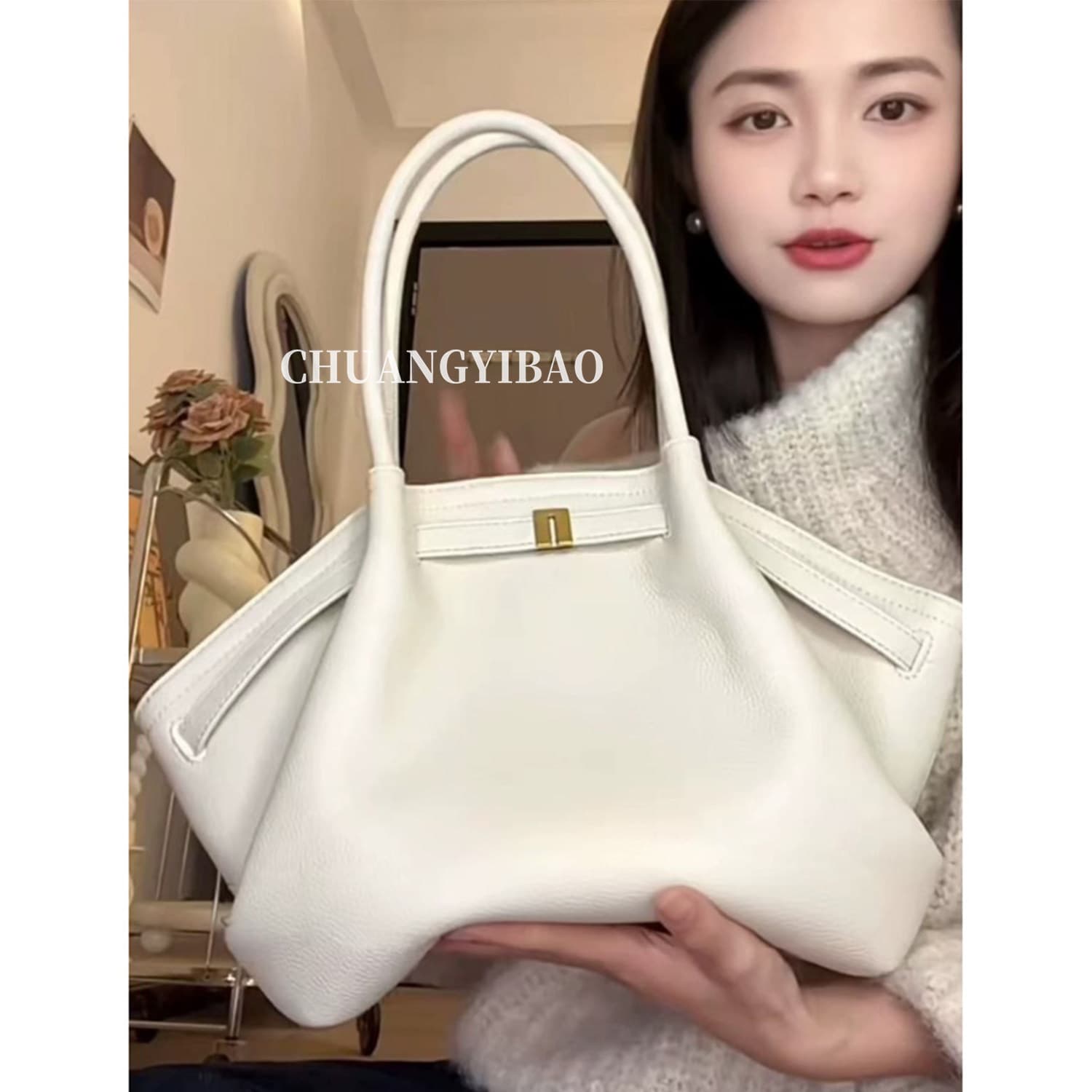White Handheld Dumpling Bag Women's 2026 New Large Capacity Minimalist Versatile Elegant Commuter Shoulder Tote Bag