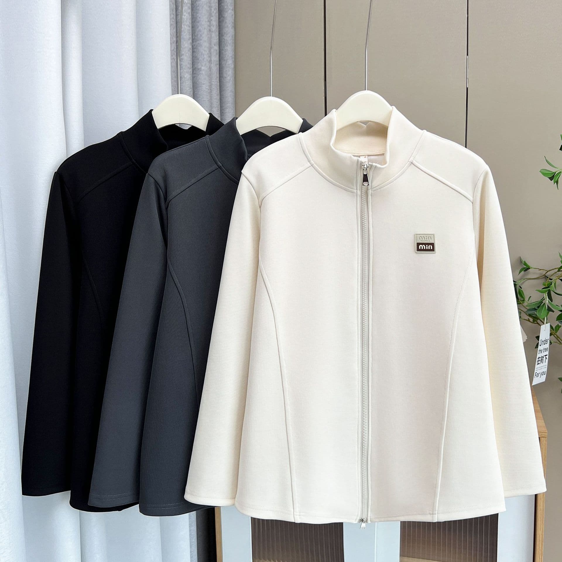 Autumn New Style Plus Size Cardigan Top with Stand Collar and Double Zipper for 200 lbs Women (5054)