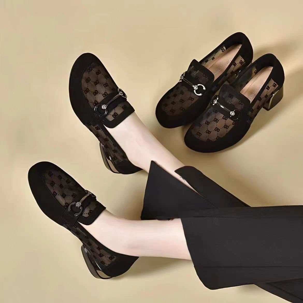 Soft Leather Flat Shoes Women 2026 New Summer Hollow Mesh Women's Shoes Round Toe Chunky Heel Moccasin Breathable Loafers