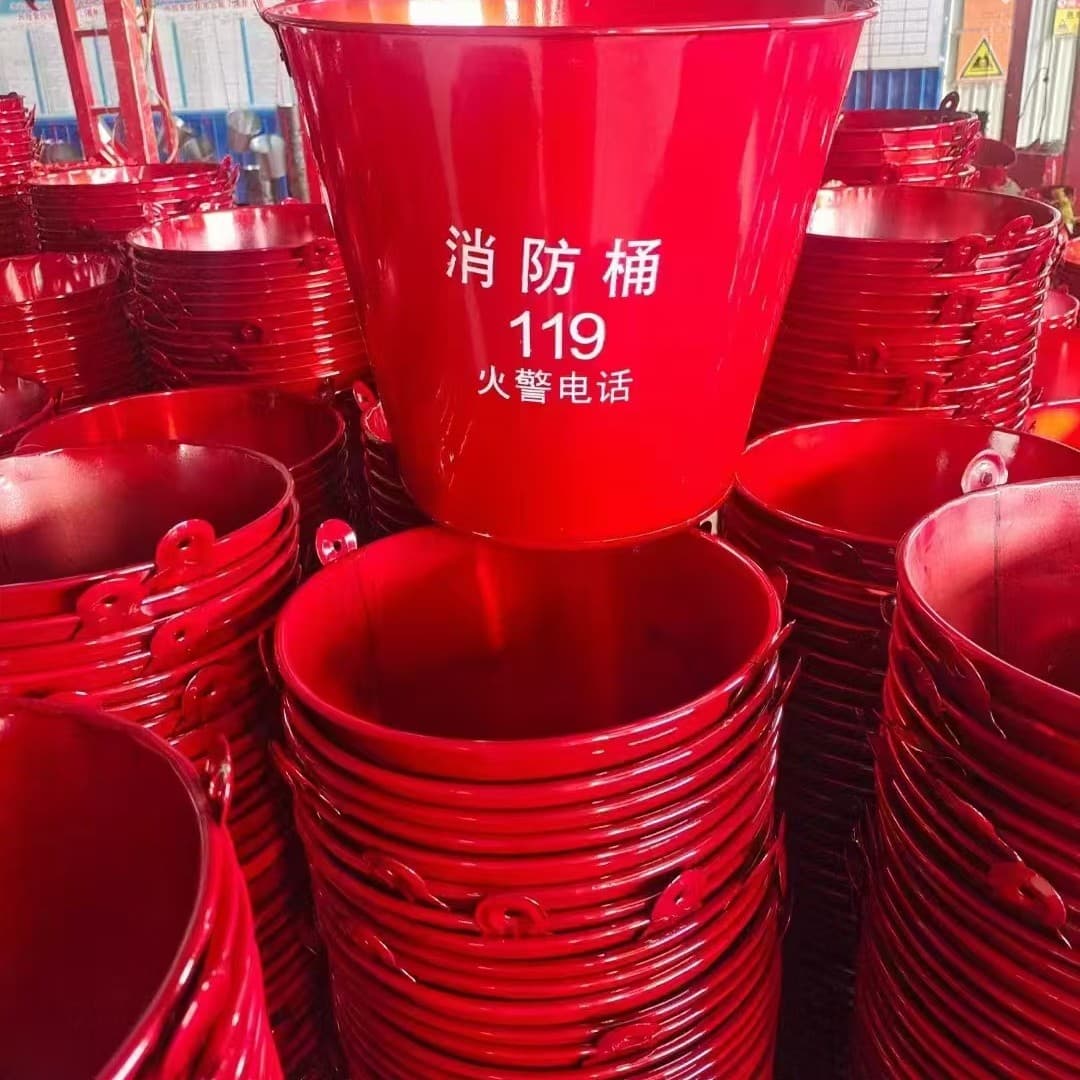 Sand Bucket Half-Round Fire Bucket with Thickened Iron/Stainless Steel, 8/12/15L Firefighting Bucket